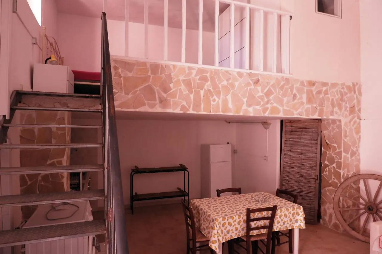 Дом отдыха Il Casale Appartament&Rooms Burgio  Италия